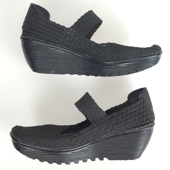 Bernie Mev Black Slip-On Wedge Shoes Size 9.5 | Casual Boho Basic Work Gorpcore - Picture 1 of 6